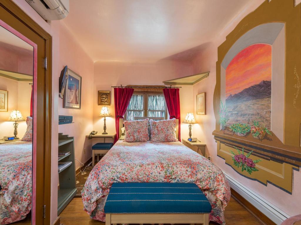 Wildrose Room interior